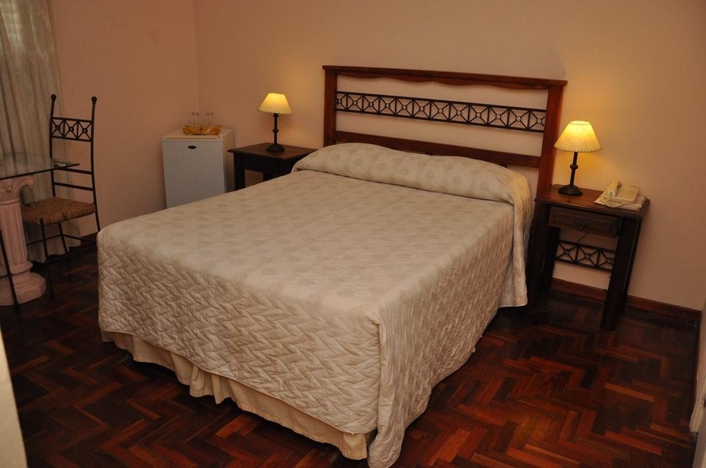 Hotel Bulevar Paysandú 部屋 写真